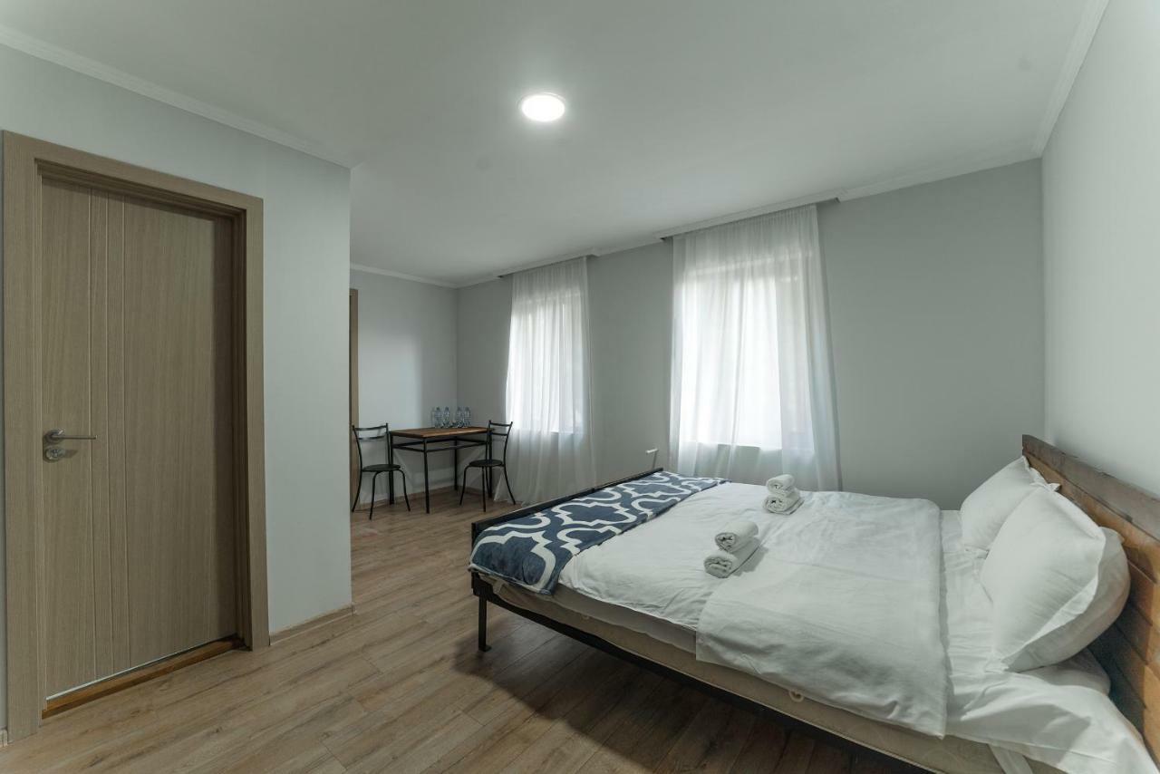 Hotel Complex Nabadi Omalo エクステリア 写真